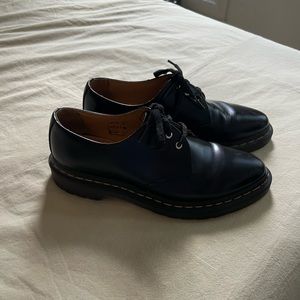 Dr Marten Pointed toe Oxfords